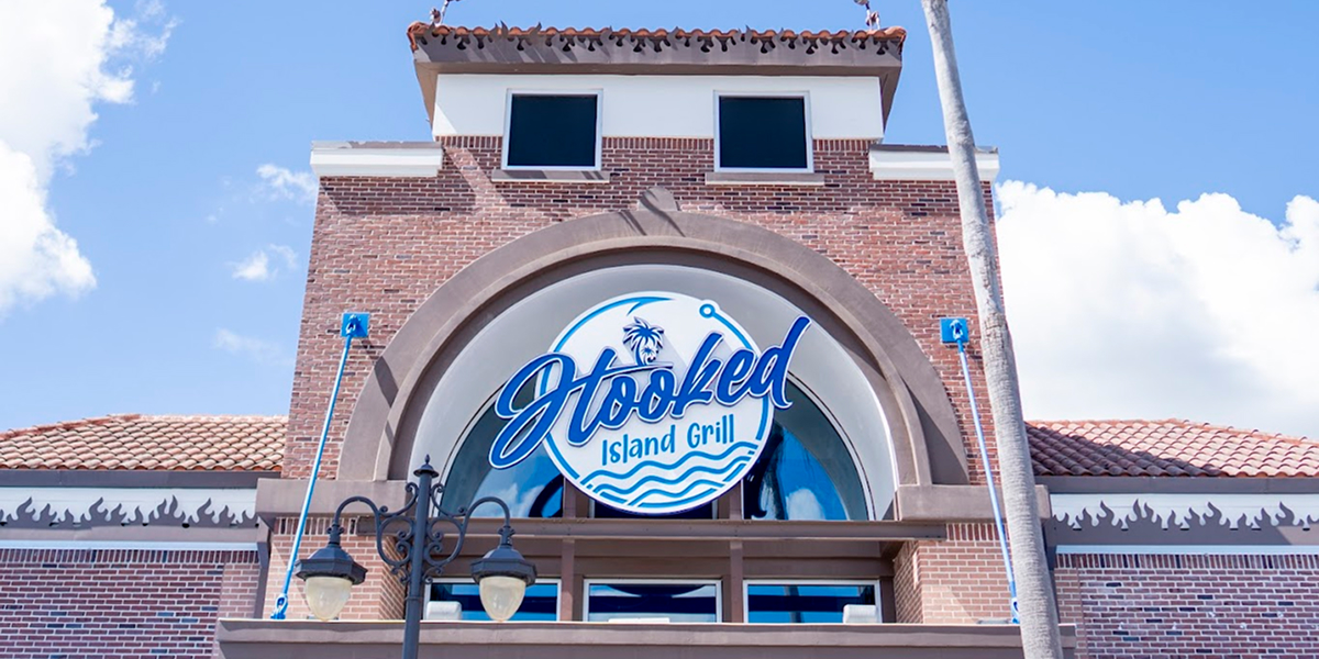 hookedislandgrill.com