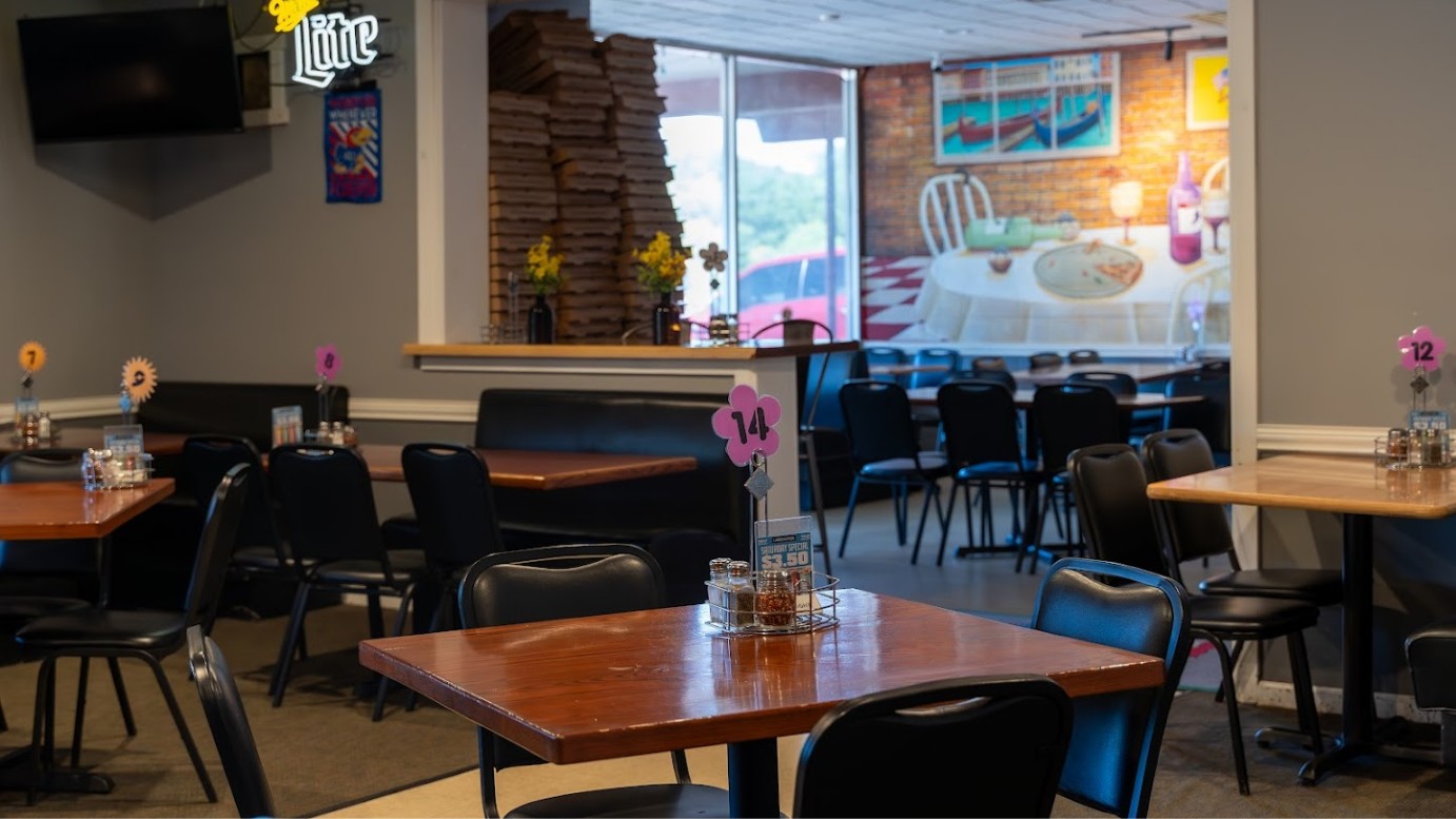 LaRocca's Topeka restaurant in Kansas - healthy menu with nutrition facts and calories