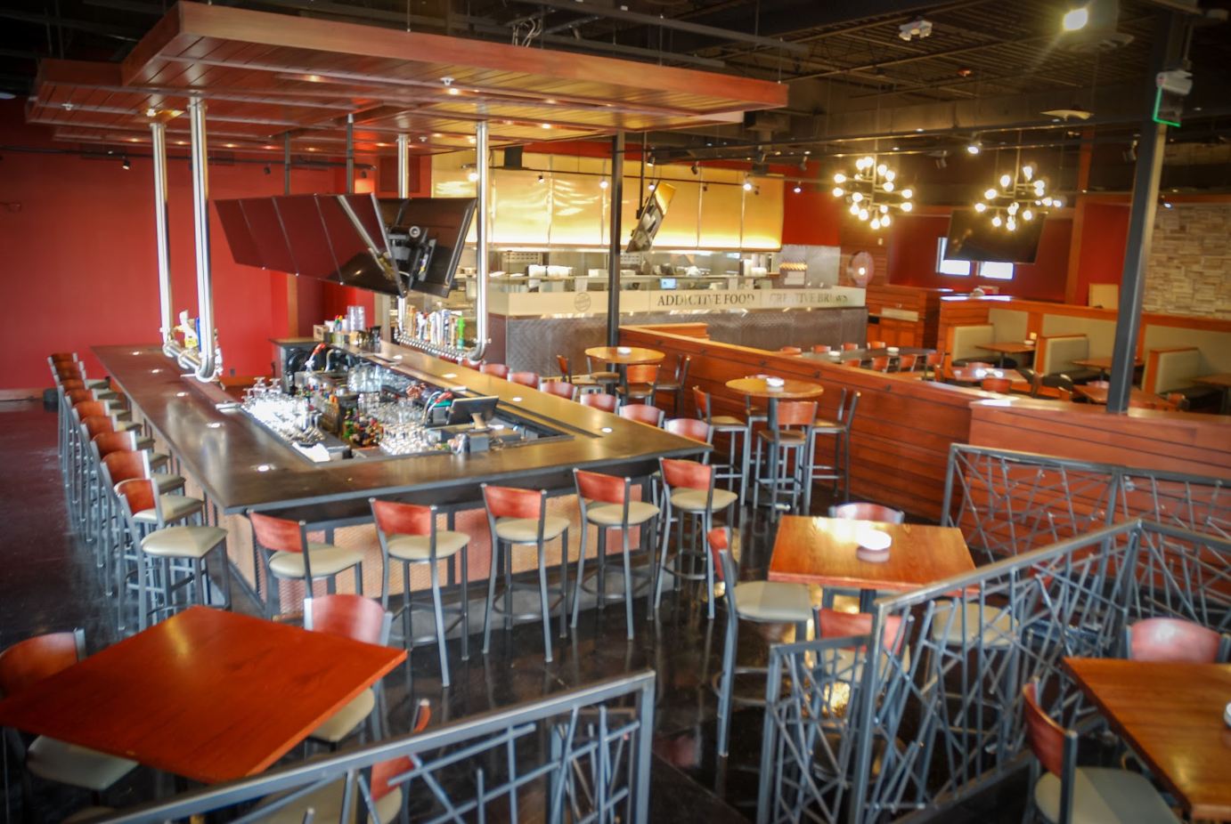 Tap House Grill Algonquin Algonquin, IL