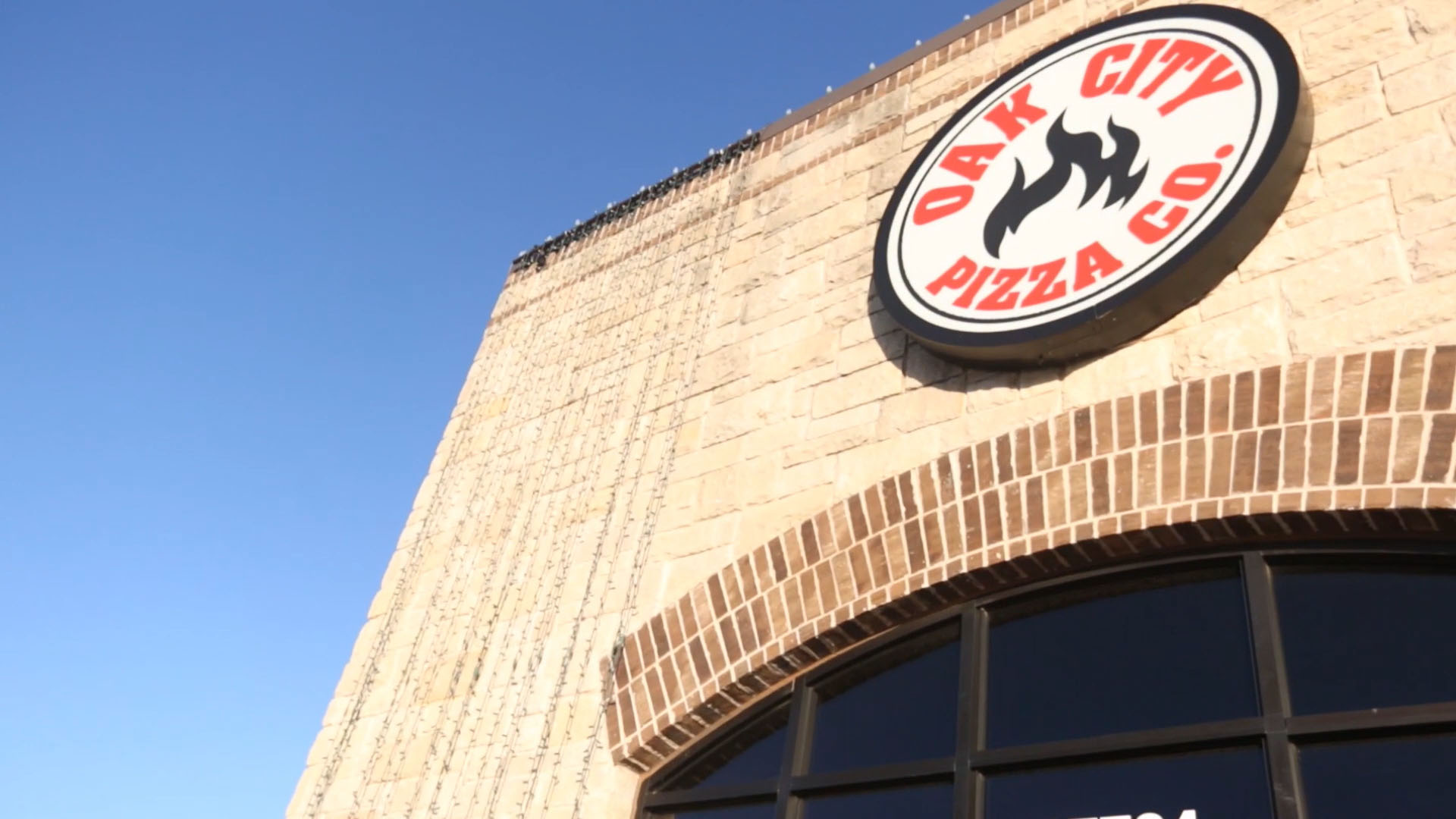 Must-Try Pizza in Deer Creek | Oak City Pizza Co