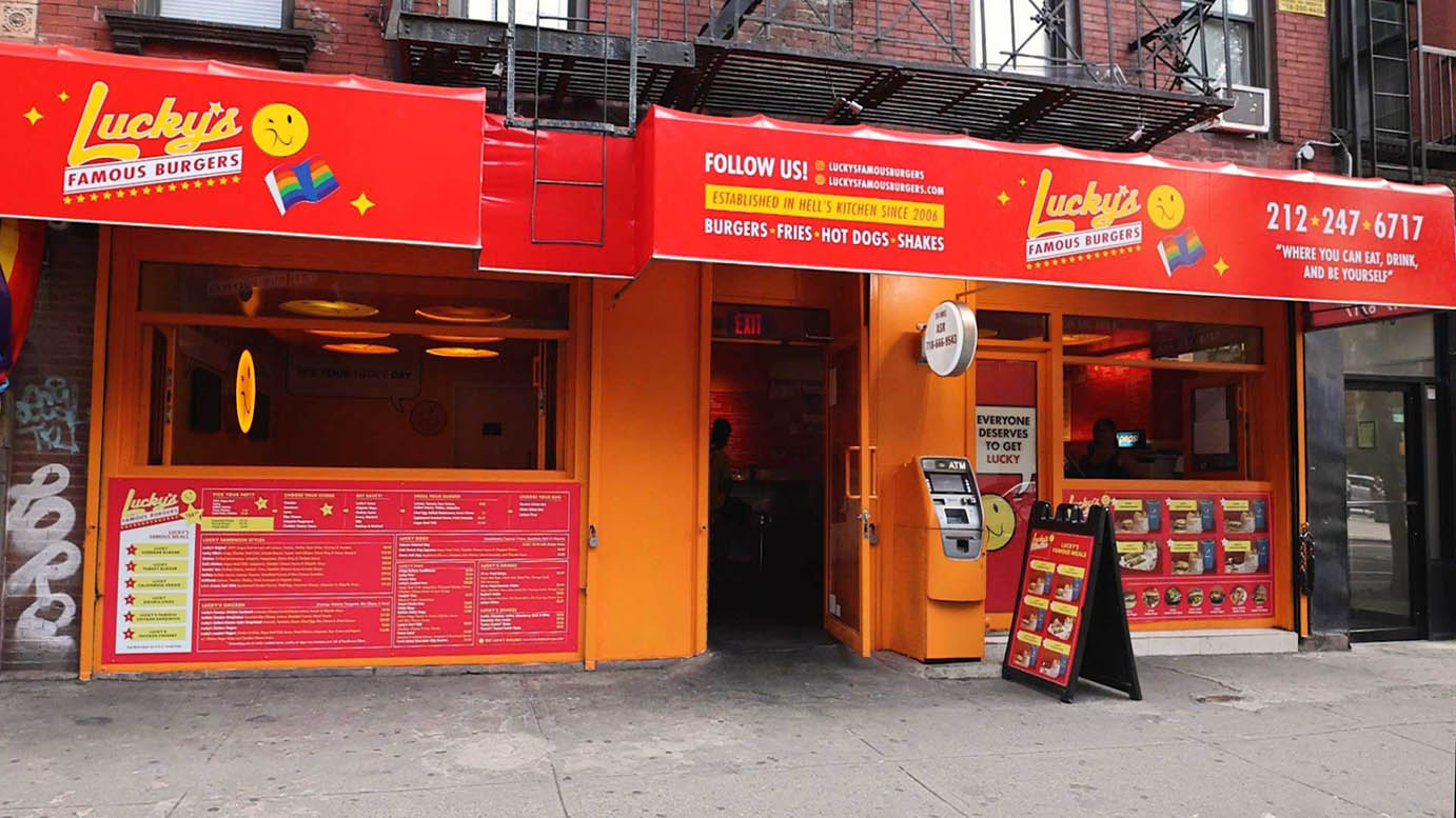 Luckys Famous Burgers - Clinton, New York, NY