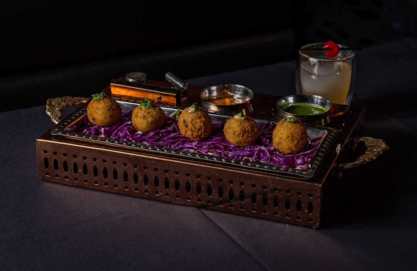 Mama Bro's - Indian Fine Dine-in Restaurant, Bar, Bakery and Takeout