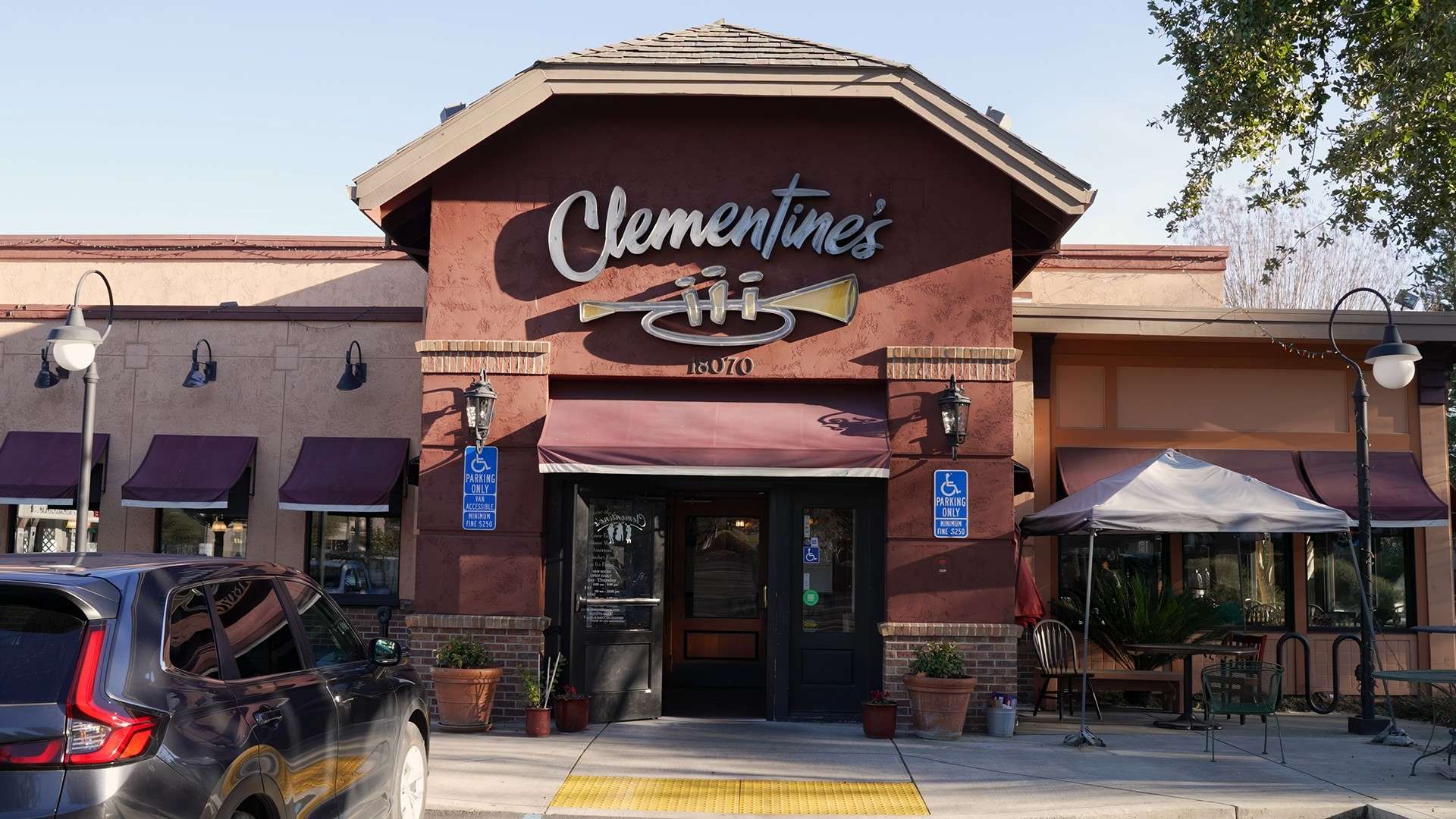 Clementine's