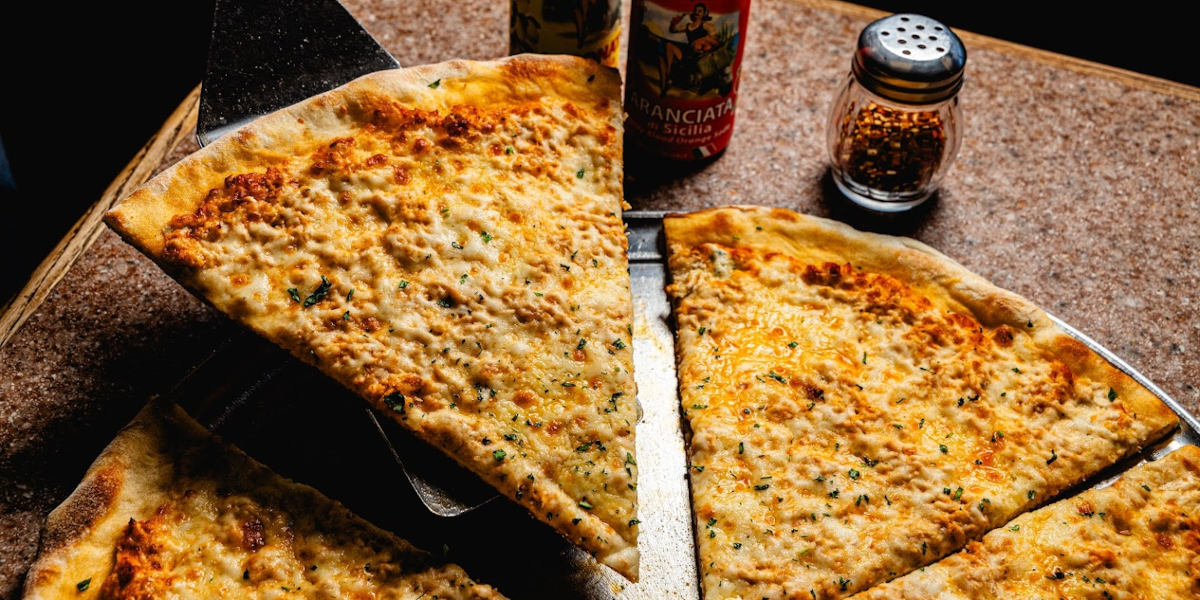 Best Pizza in Middletown, CT | Illiano's-Washington
