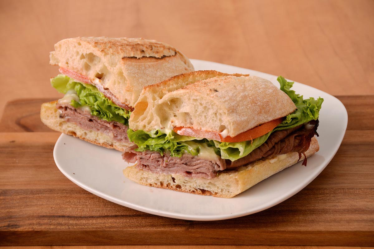 Roast beef classic sandwich