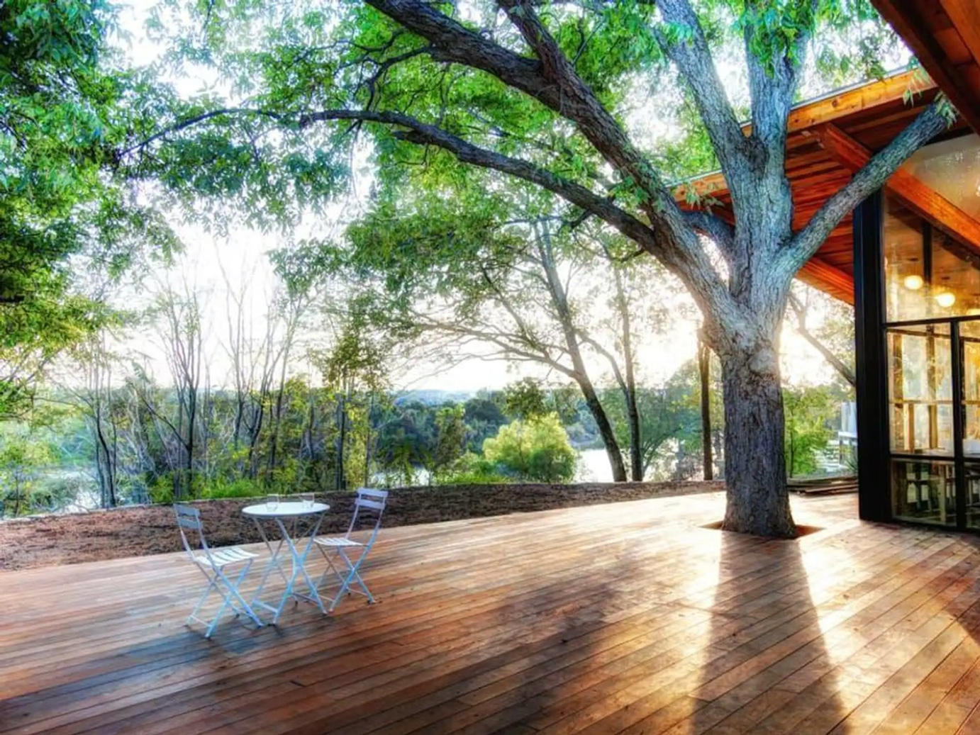 Eateries like Tillery Kitchen & Bar transform into coworking space