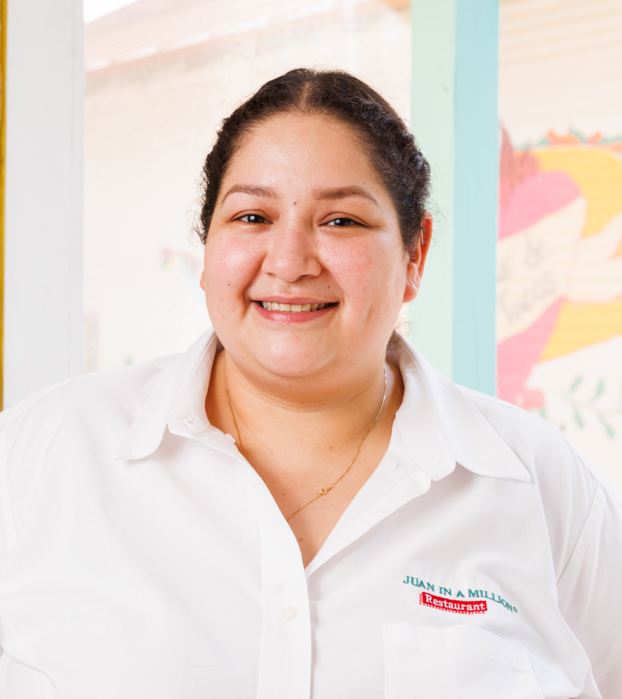 Dayana Solis headshot