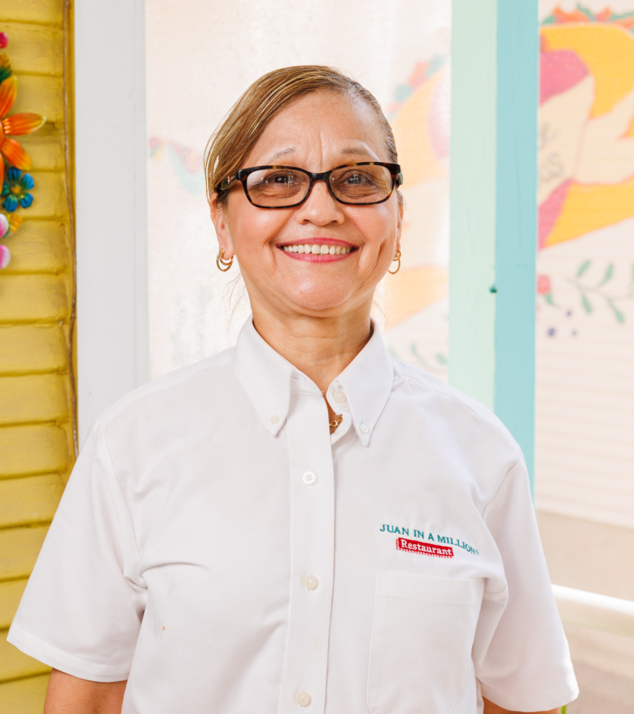 Maura Saucedo headshot