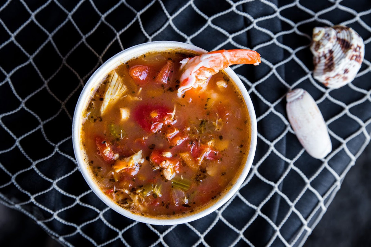 Stew with seafood and vegetables