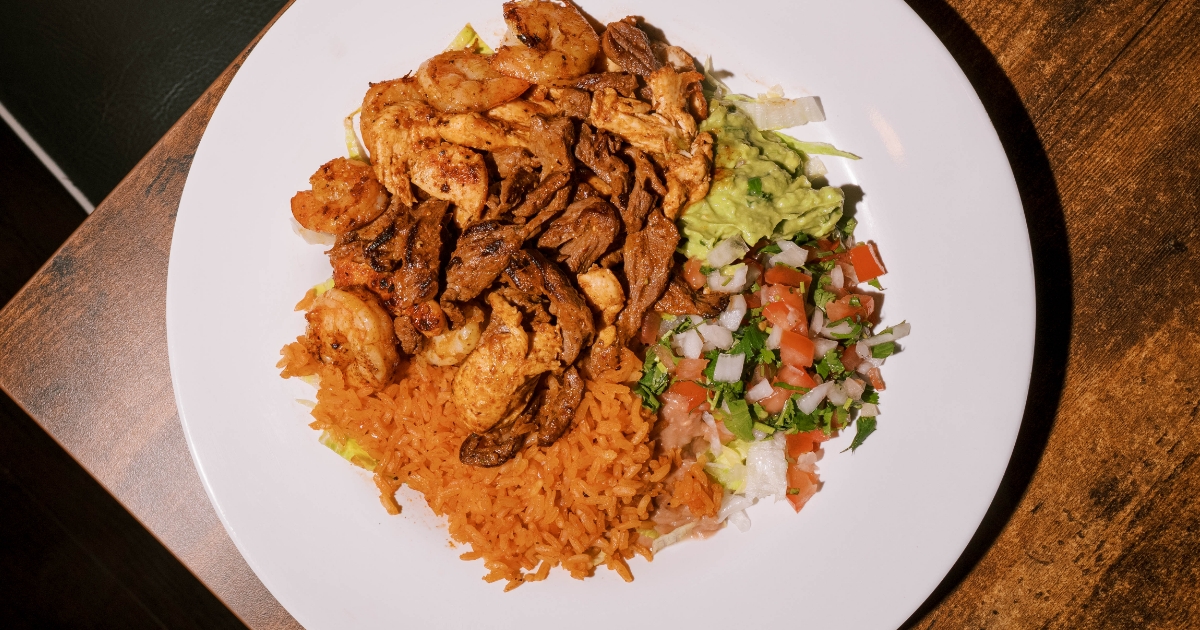 La Autentica Mexican Restaurant - Newton cover