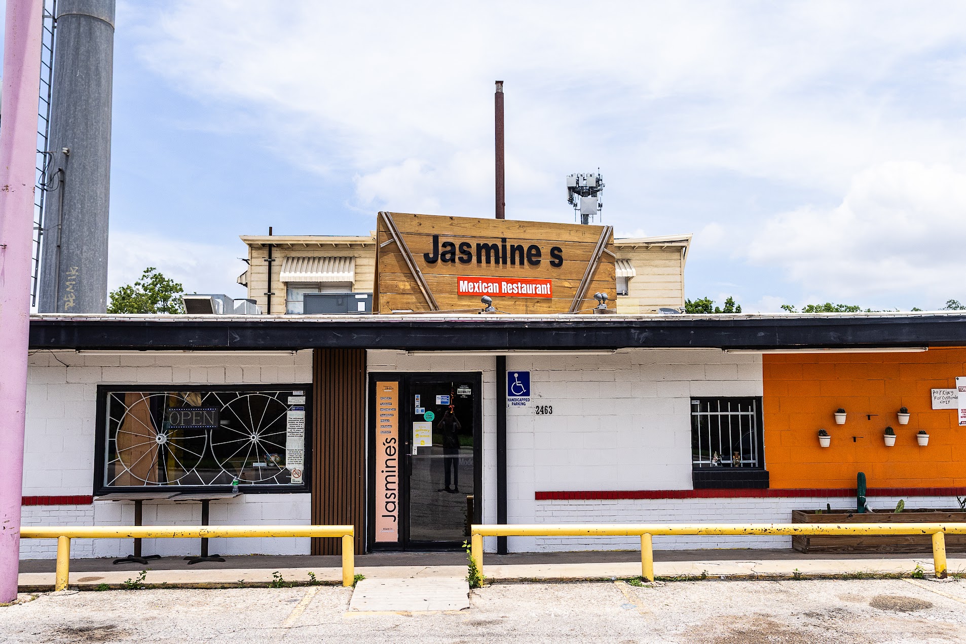 Jasmine's Restaurant cover