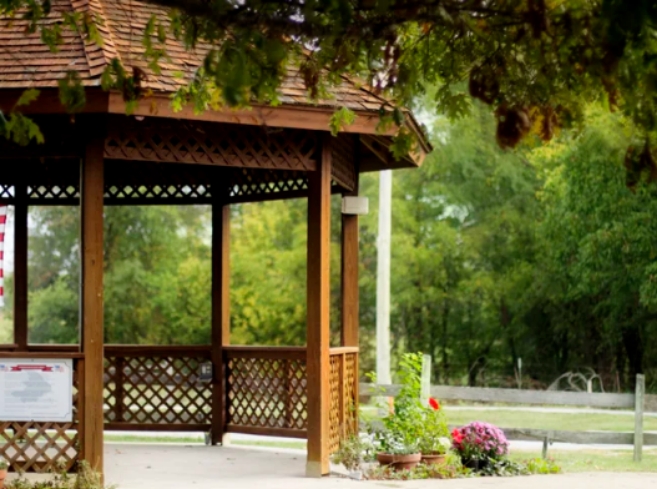 Live Music Gazebo