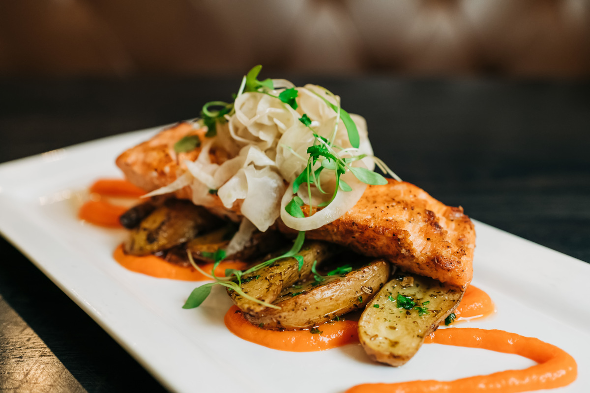 Salmon with potatoes and decoration