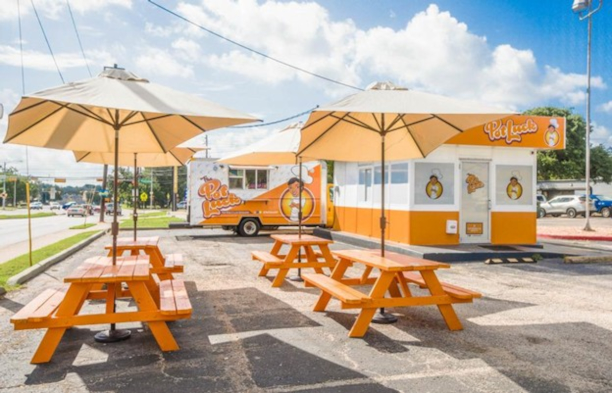 The Potluck Food Truck Exterior