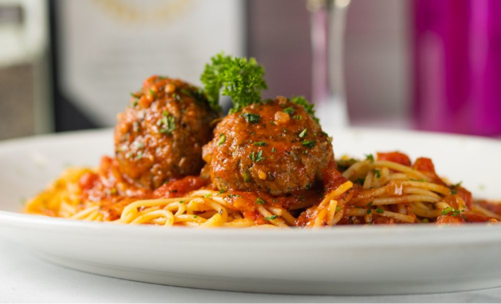Spaghetti with meatballs and tomato sauce