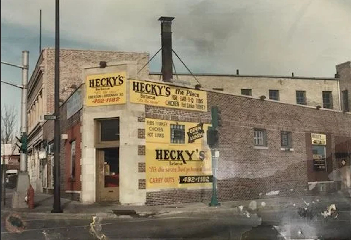 Hecky's old building