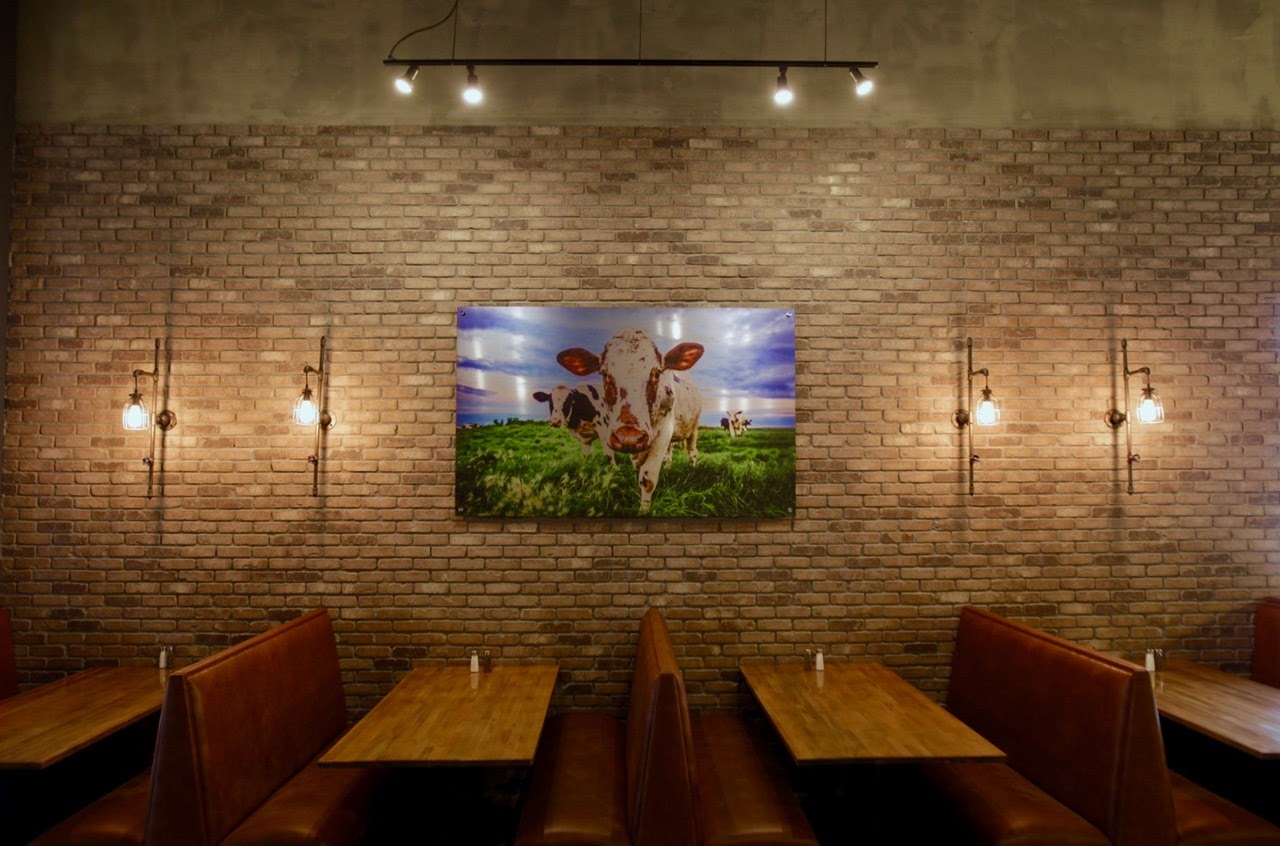 Interior, seating area and wall decorations