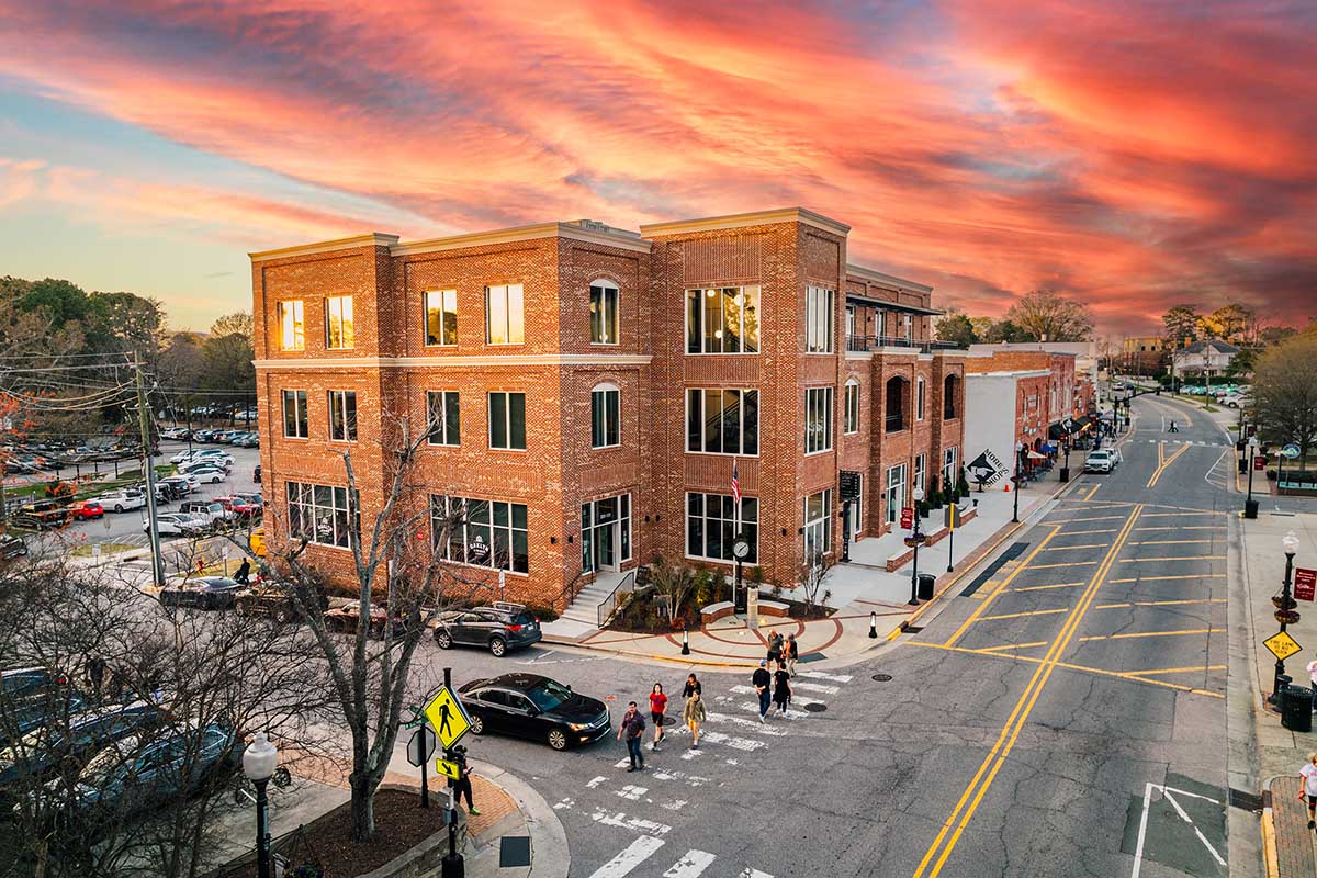 Oaklyn Springs Apex Taproom exterior photo