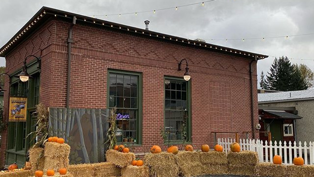 Buckshot Honey exterior